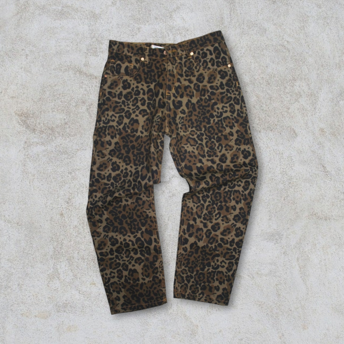 JEAN OVERSIZE ANIMAL PRINT