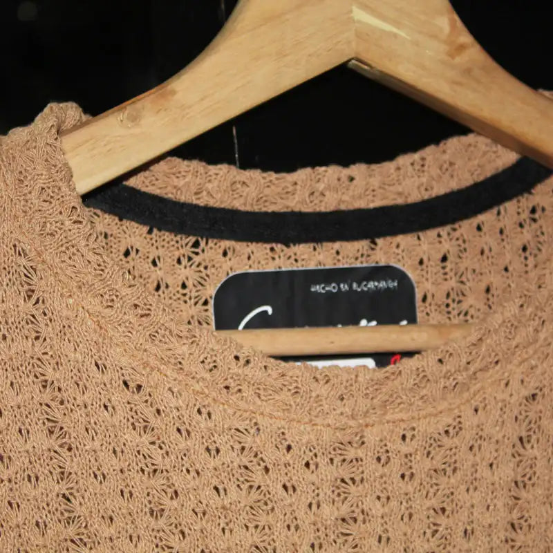 CAMISETA OVERSIZE SPNR TEJIDA ALMENDRA
