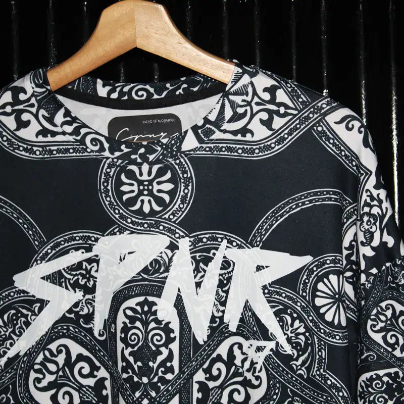 CAMISETA OVERSIZE SPNR TRIBAL LOGO