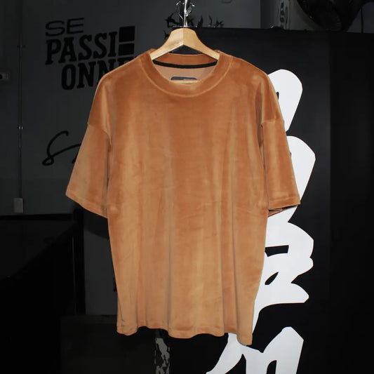 CAMISETA SPNR OVERSIZE TERCIPELO LATTE