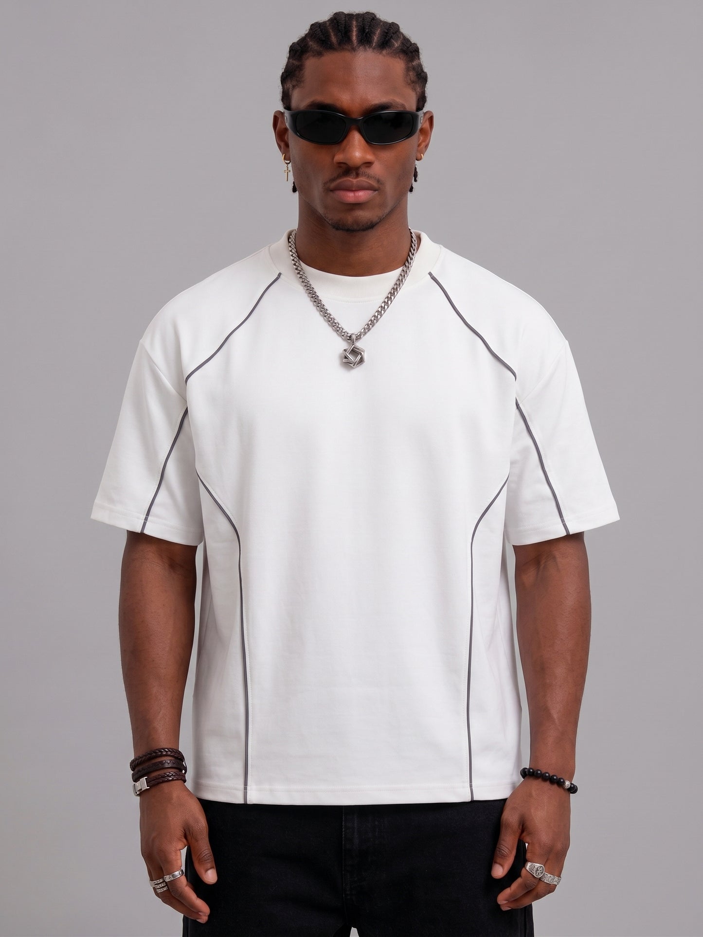 CAMISETA OVERSIZE SPNR CORTES BLANCO HUESO BASICA