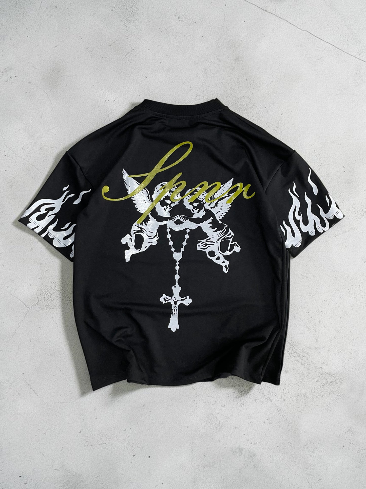 CAMISETA OVERSIZE SPNR CUPIDO ROSARIO