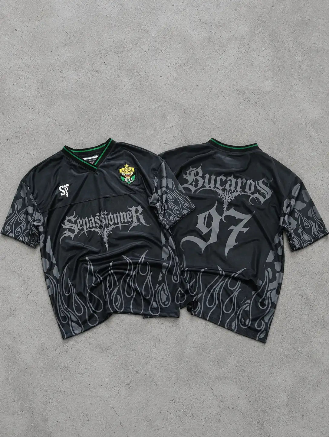 CAMISETA FUTBOL SPNR BUCAROS NEGRA